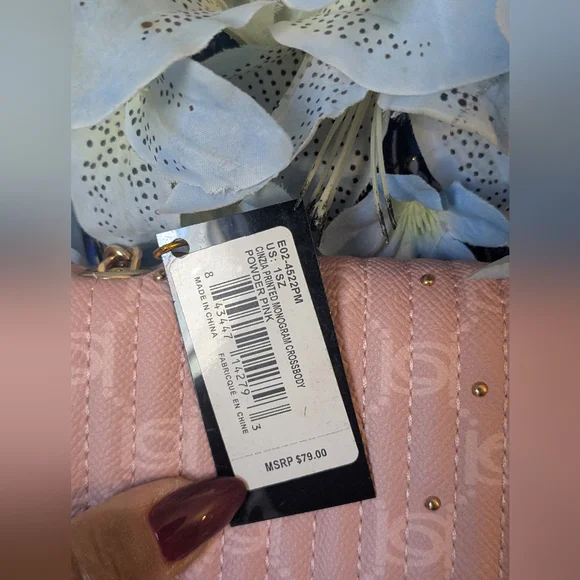 BeBe NWT Blush Pink Dainty Crossbody Chain Strap Purse Bag - Picture 2 of 10